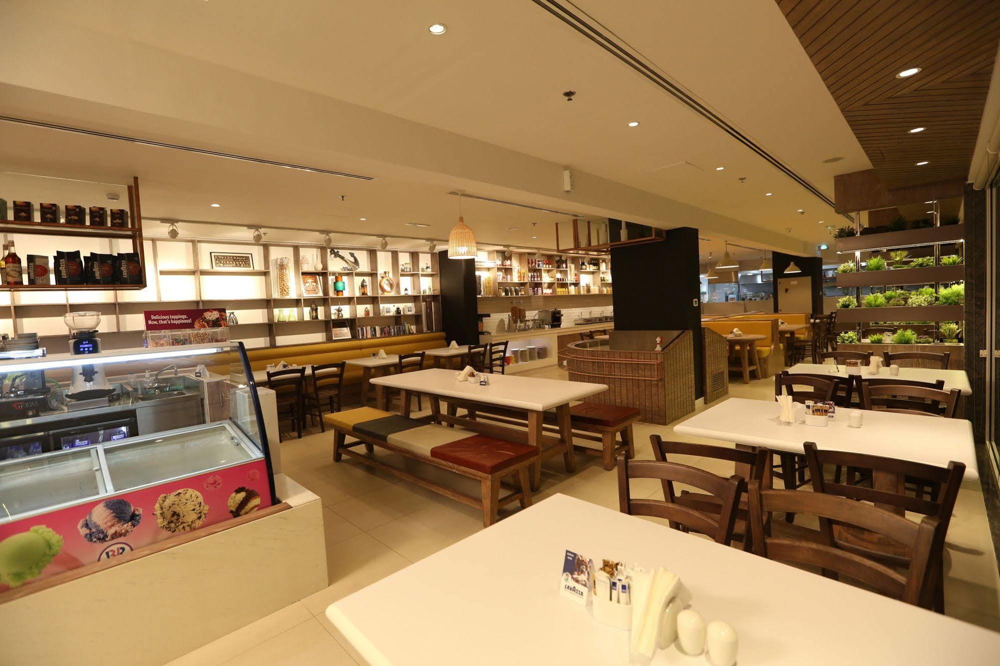 Pearl Marina Aparthotel Dubai